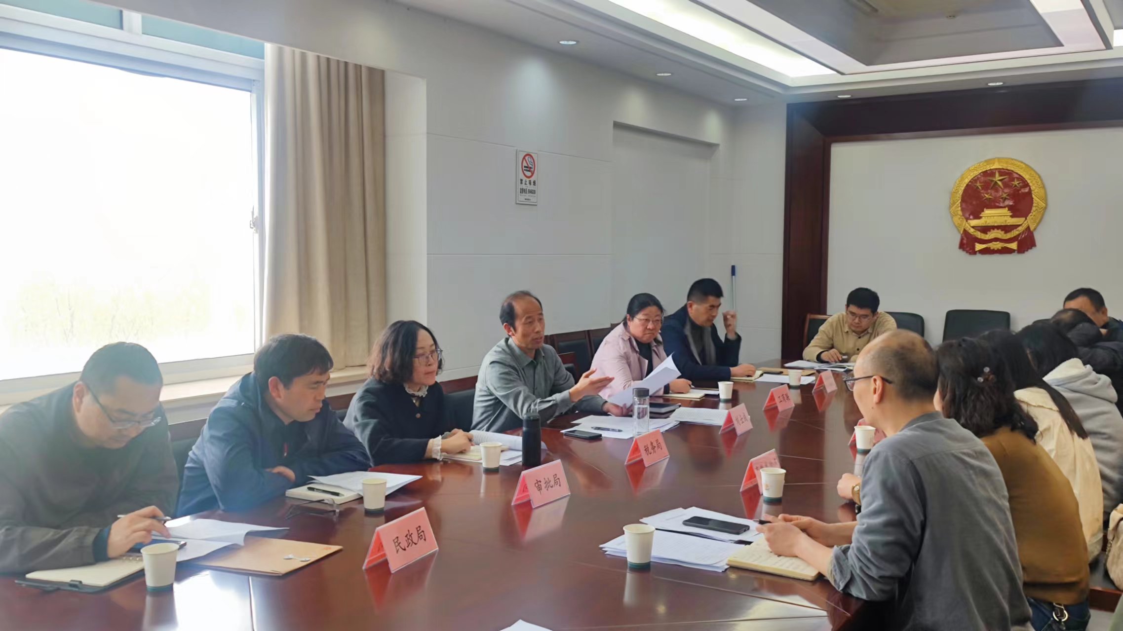 區(qū)營(yíng)商辦召開(kāi)一季度優(yōu)化營(yíng)商環(huán)境指標(biāo)推進(jìn)會(huì).jpg